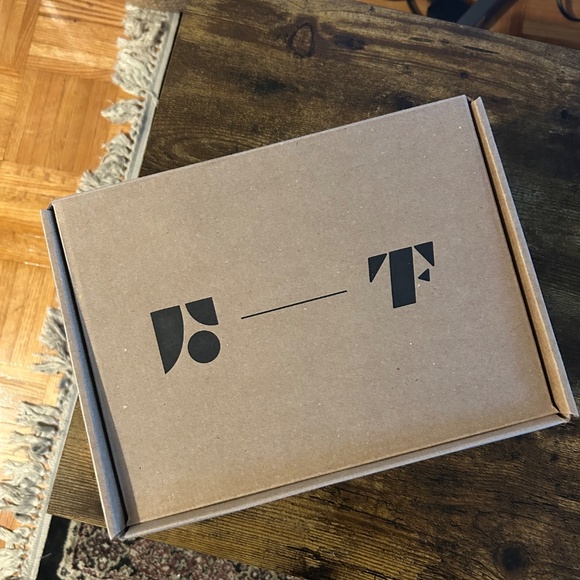 Thousand Fell Sneakers - Picture 3 of 4